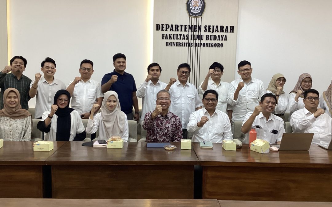 Visiting Professor FIB Undip: Prof. Yudha Thianto dari Calvin Theological Seminary, Amerika Serikat Bahas Naskah ABC Letters Abad ke-17