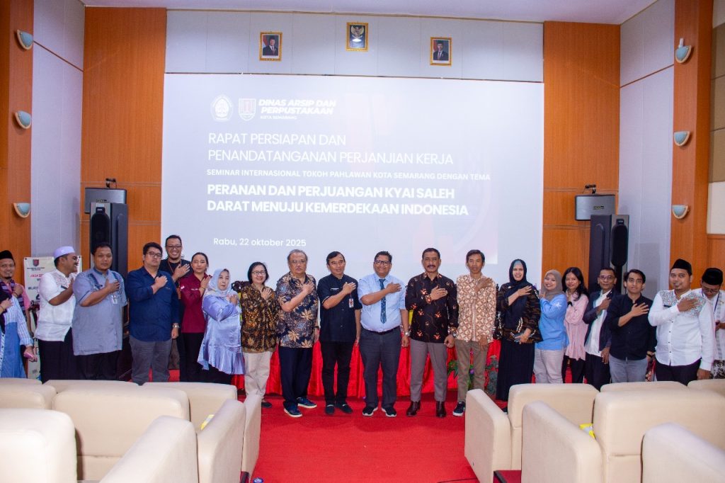 Kolaborasi FIB Undip & Dinas Arsip Kota Semarang.