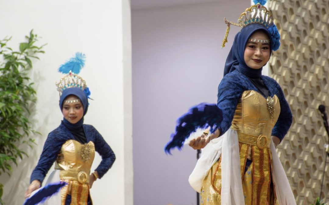Mahasiswa FIB Undip Kembangkan Komunitas Seni Tari Tradisional dalam Semangat SDGs