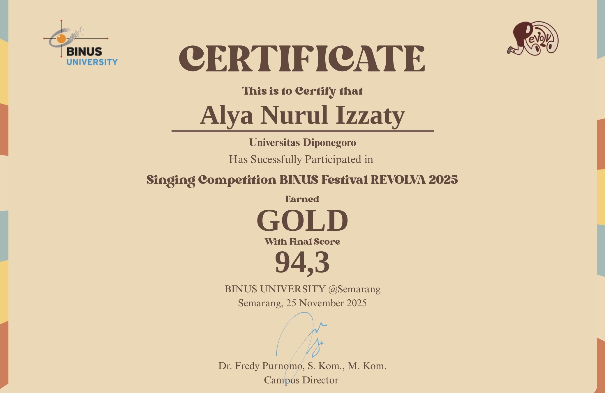 Alya Nurul Izzaty Juara 1 Singing Competition BINUS Festival REVOLVA 2025 (Foto: Humas FIB Undip)