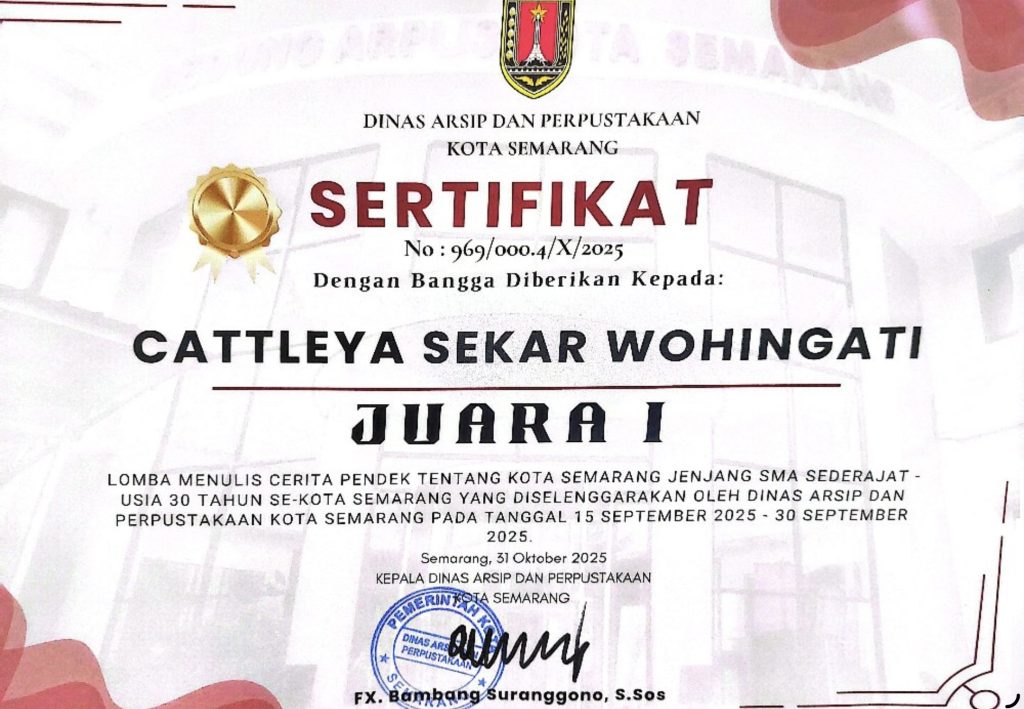 Cattleya Sekar Wohingati Juara 1 Lomba Menulis Cerita Tingkat Kota Semarang. (Foto: Humas FIB Undip)