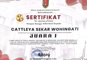 Cattleya Sekar Wohingati Juara 1 Lomba Menulis Cerita Tingkat Kota Semarang. (Foto: Humas FIB Undip)