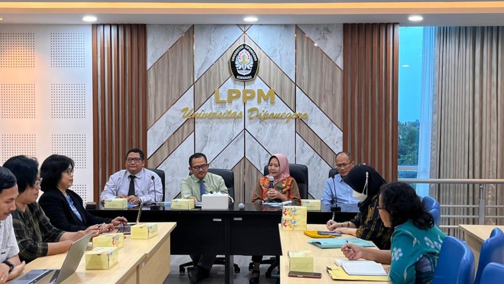 FIB Undip, LPPM Undip, and Dinarpus Central of Java. (Photo: Humas FIB Undip)